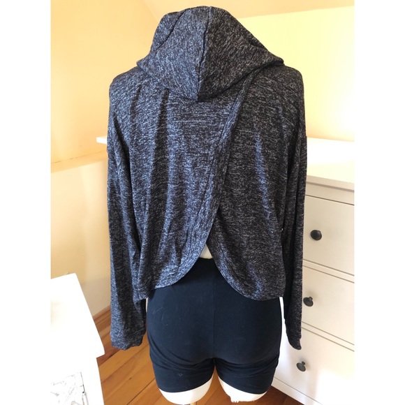 Sweater - Picture 5 of 6